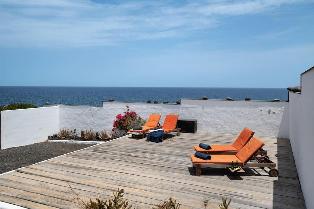 Playa Marina Ocean View Eco Bungalow Arrieta  Exterior photo